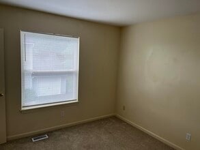 1297 N Main St in Hendersonville, NC - Building Photo - Building Photo