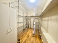 640 1/2 Columbia St photo'