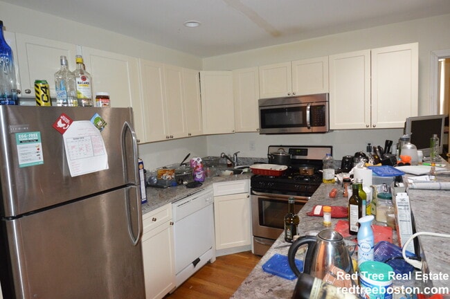 property at 62 Egmont St