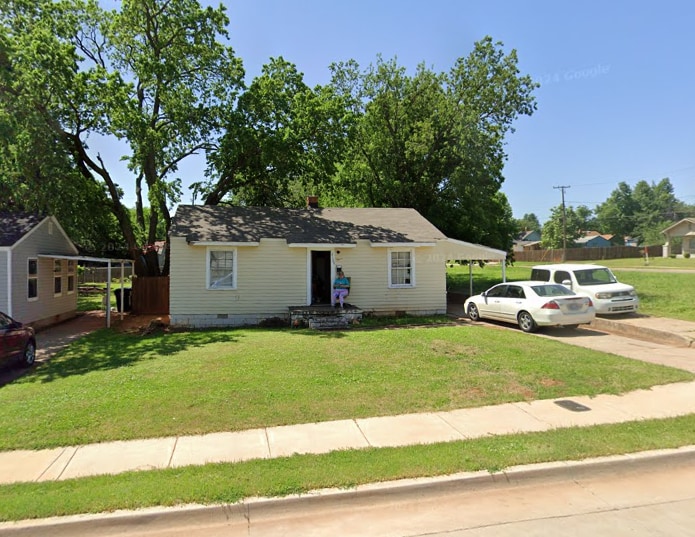 2122 NW 38th St in Oklahoma City, OK - Building Photo