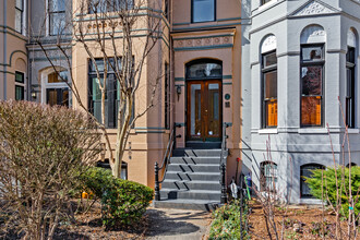 1704 19th St NW in Washington, DC - Building Photo - Building Photo