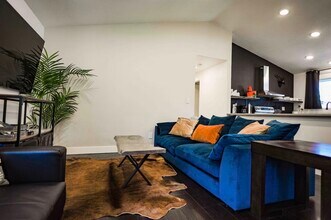 4541 NE 19th Ave in Portland, OR - Building Photo - Building Photo