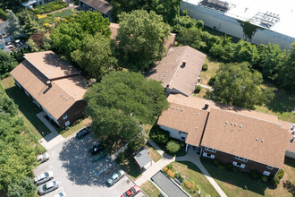 Dogwood Terrace in Franklin Square, NY - Building Photo - Building Photo