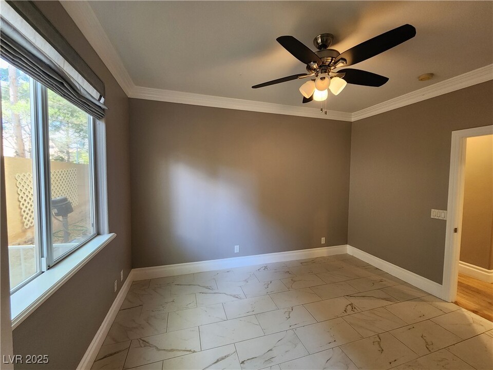 9516 Royal Lamb Dr in Las Vegas, NV - Foto de edificio