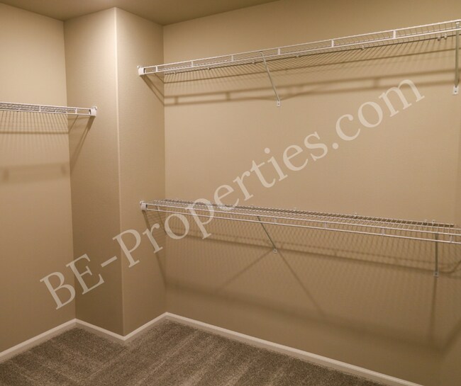 1532 29th St NW in Puyallup, WA - Building Photo - Building Photo