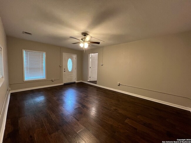 333 E Woodlawn Ave in San Antonio, TX - Building Photo - Building Photo