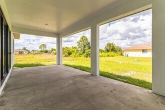 3408 2nd St SW in Lehigh Acres, FL - Building Photo - Building Photo