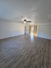 1460 Linden Way in Manteca, CA - Building Photo - Building Photo