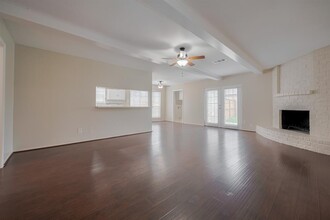 8119 La Roche Ln in Houston, TX - Building Photo - Building Photo