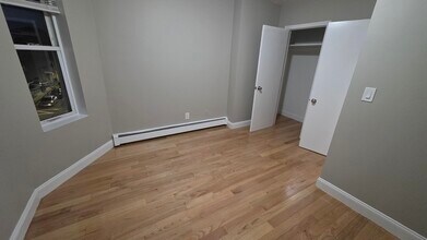 66 Shawmut St, Unit Shawmut in Chelsea, MA - Building Photo - Building Photo