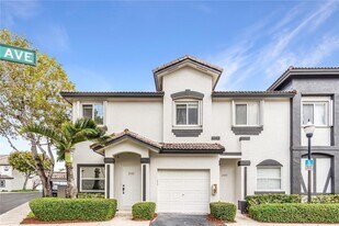 2301 SE 24th Ct in Homestead, FL - Building Photo