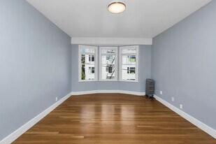 2355 Leavenworth in San Francisco, CA - Building Photo