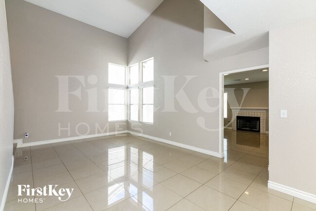 6962 Antell Cir in Las Vegas, NV - Foto de edificio - Building Photo