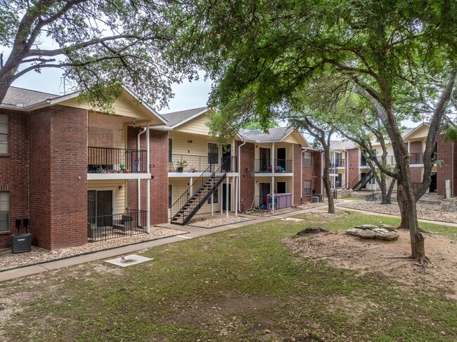 Park at Wells Branch Apartments in Austin, TX - Building Photo - Building Photo