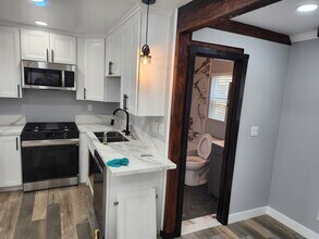 3014 Clay Ave in San Diego, CA - Building Photo - Building Photo