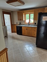 104 Novitsky Ct in Blakely, PA - Building Photo - Building Photo
