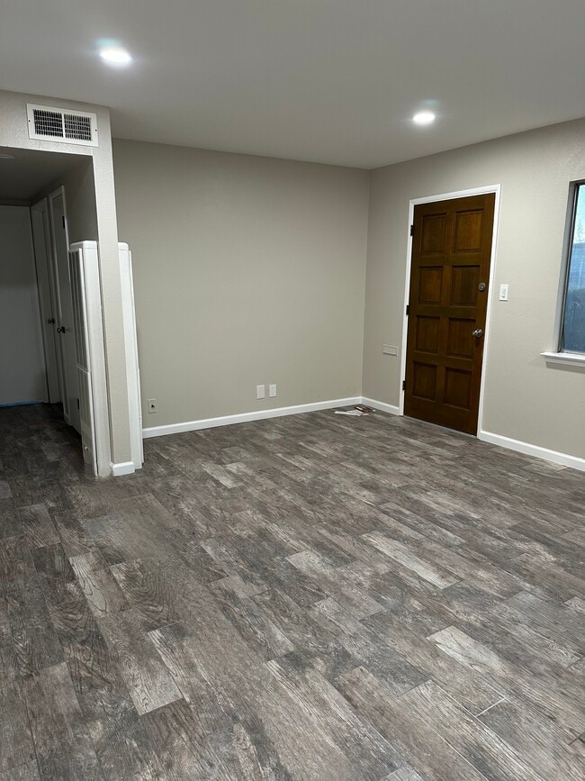 816 N Weber Ave, Unit 816 in Fresno, CA - Building Photo - Building Photo