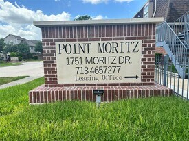 1751 Moritz Dr in Houston, TX - Building Photo