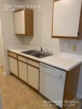 2004 Tower Pl in Greenville, NC - Building Photo - Building Photo