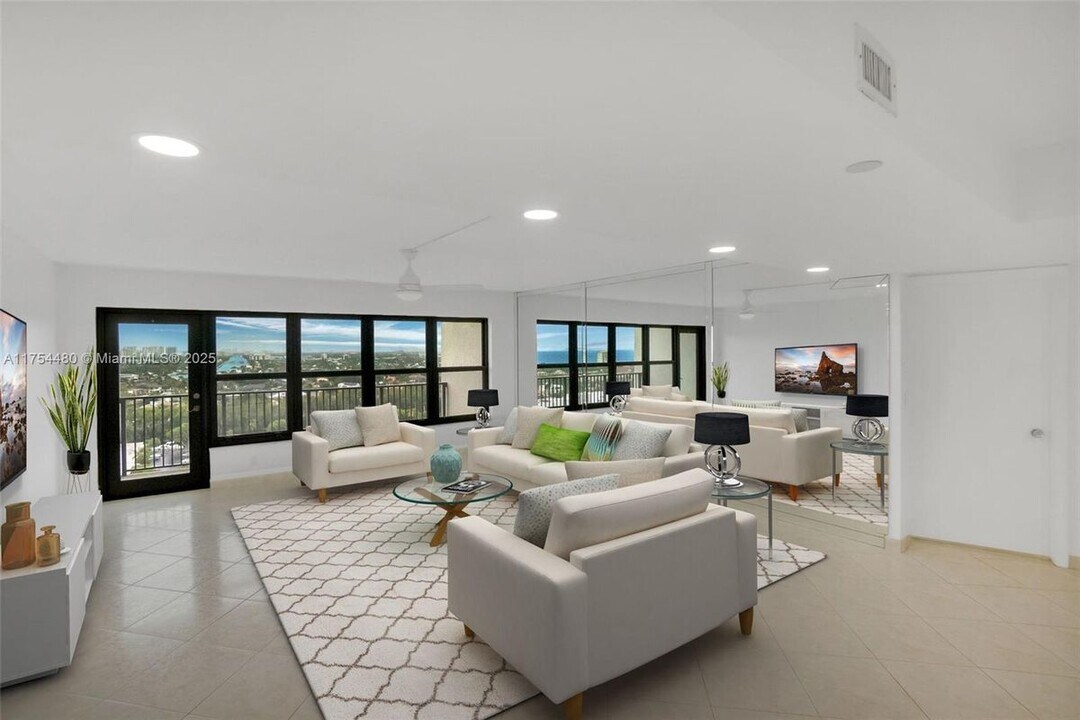 3200 Port Royale Dr N in Fort Lauderdale, FL - Building Photo