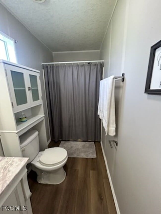 property at 651 Hunting Clb Ave