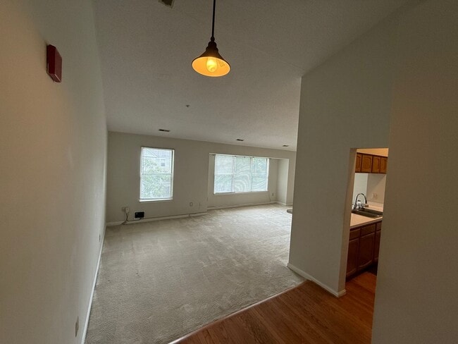 2600 Camelback Ln in Silver Spring, MD - Building Photo - Building Photo