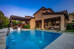 9702 Starlight Ridge Ave in Las Vegas, NV - Building Photo