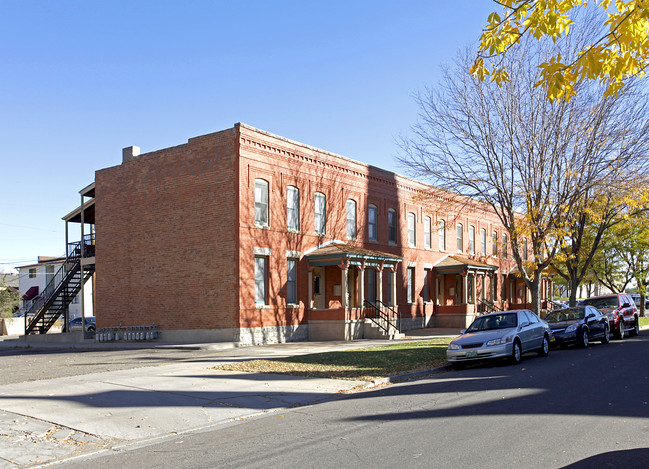 401 W 11th St in Pueblo, CO - Foto de edificio - Building Photo