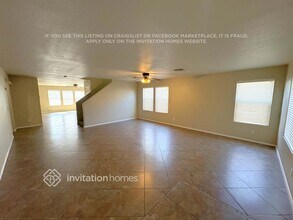 6419 W Seldon Ln in Glendale, AZ - Foto de edificio - Building Photo