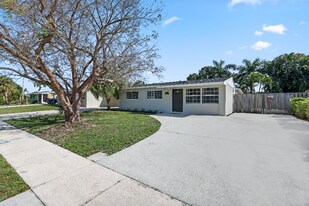 3664 Florida Blvd in Palm Beach Gardens, FL - Building Photo