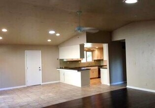 634 David Dr in Oakdale, CA - Building Photo - Building Photo