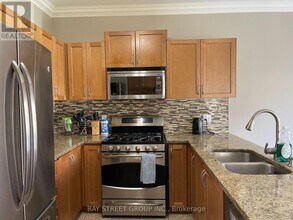 179 Edgehill Dr in Hamilton, ON - Building Photo - Building Photo