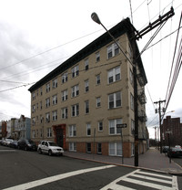 233-239 Beacon Ave in Jersey City, NJ - Foto de edificio - Building Photo