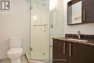 321 South Park Rd in Markham, ON - Building Photo - Building Photo