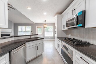 3227 Candlepine Dr in Spring, TX - Building Photo - Building Photo