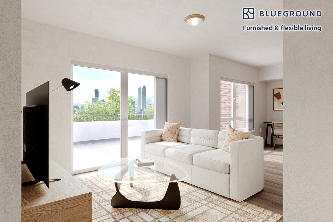 10410 NE 2nd St in Bellevue, WA - Building Photo