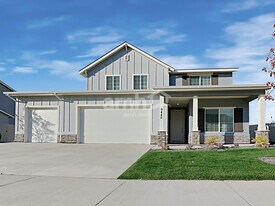 9446 W Hiden Stream St in Star, ID - Building Photo