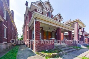 331 Chittenden Ave in Columbus, OH - Building Photo