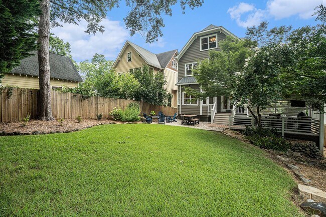 891 Paoli Ave SE in Atlanta, GA - Building Photo - Building Photo
