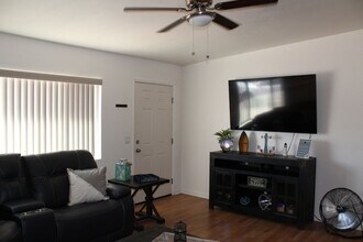 423 Sabino Dr in Lake Havasu City, AZ - Building Photo - Building Photo