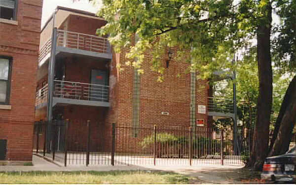 6108 N Paulina St in Chicago, IL - Building Photo - Building Photo