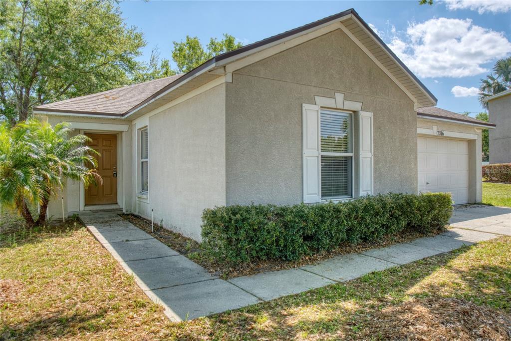 7316 Hunters Greene Cir in Lakeland, FL - Building Photo