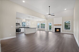 502 N Halifax Ct in Clarksville, TN - Building Photo - Building Photo