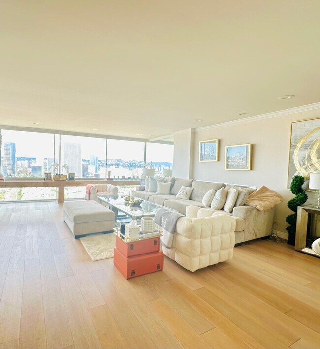 2220 Ave of the Stars in Los Angeles, CA - Building Photo - Building Photo