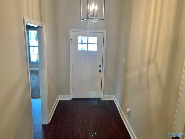 130 Gardencove Cir in Huntsville, AL - Foto de edificio - Building Photo