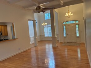 112 Clairewood Ct in Greenville, SC - Building Photo - Building Photo