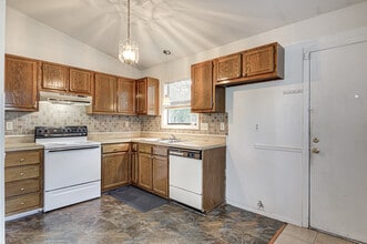 3200 Anvil Pl in Greensboro, NC - Building Photo - Building Photo