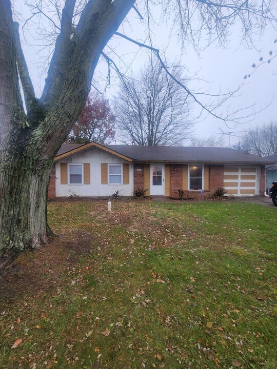 4342 Baker Dr in Indianapolis, IN - Building Photo