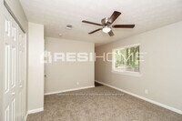 49 Burnham Dr photo'