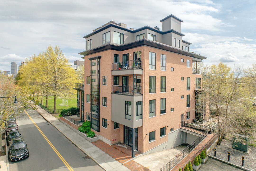 Pacific Street Condos in Cambridge, MA - Foto de edificio